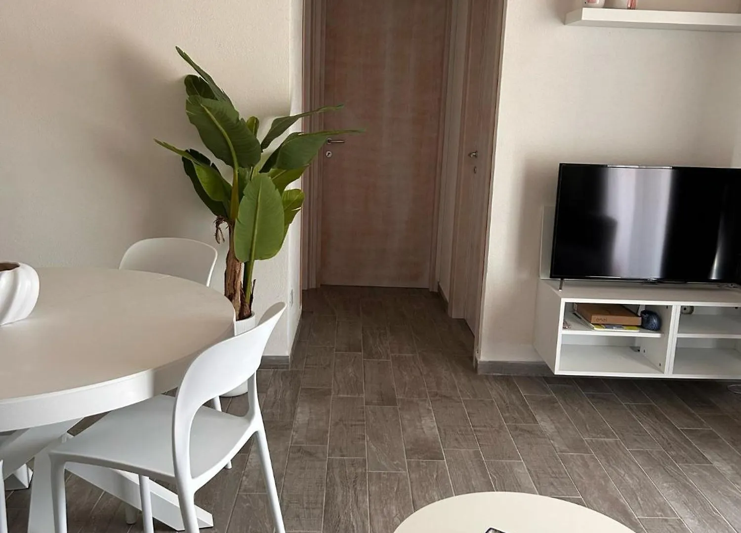Entos La Caletta Apartment