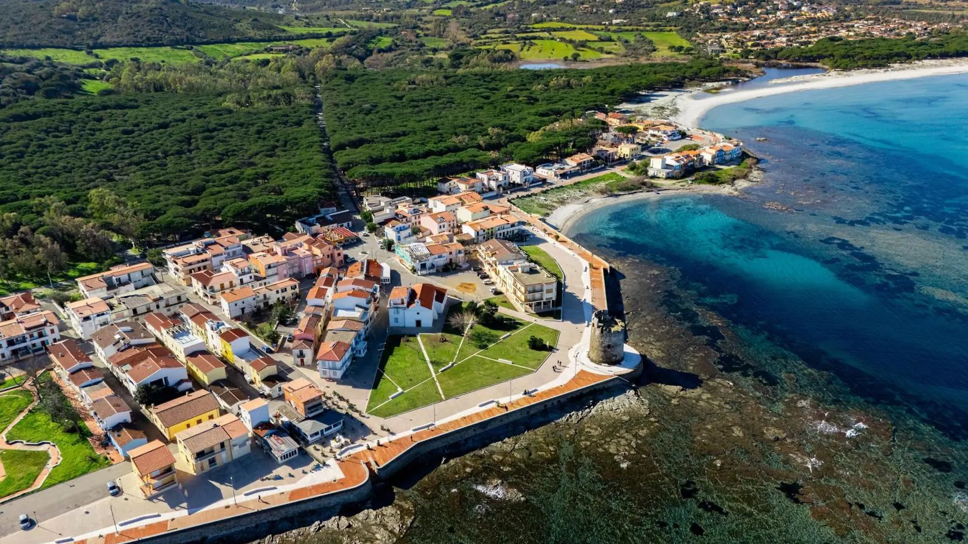 Appartement Entos La Caletta 0*,